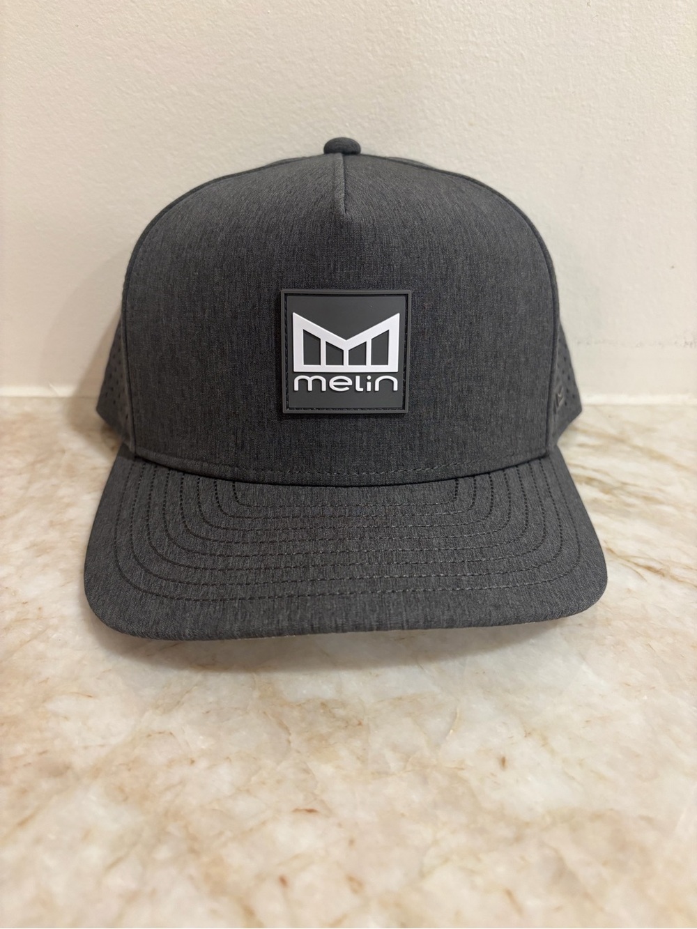 Brand New Melin Odysea Stacked Hydro Hat – Heather Charcoal – Classic / OS